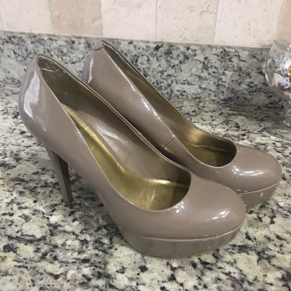 Guess heels
